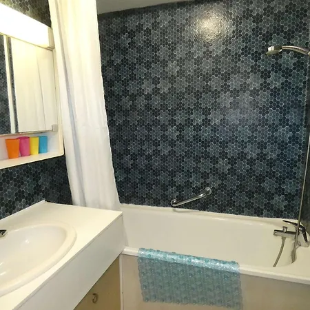شقة Moderne Avec Piscine, Proche Plage, Calme, Vert, Confort - Motte - Fr-1-328-105